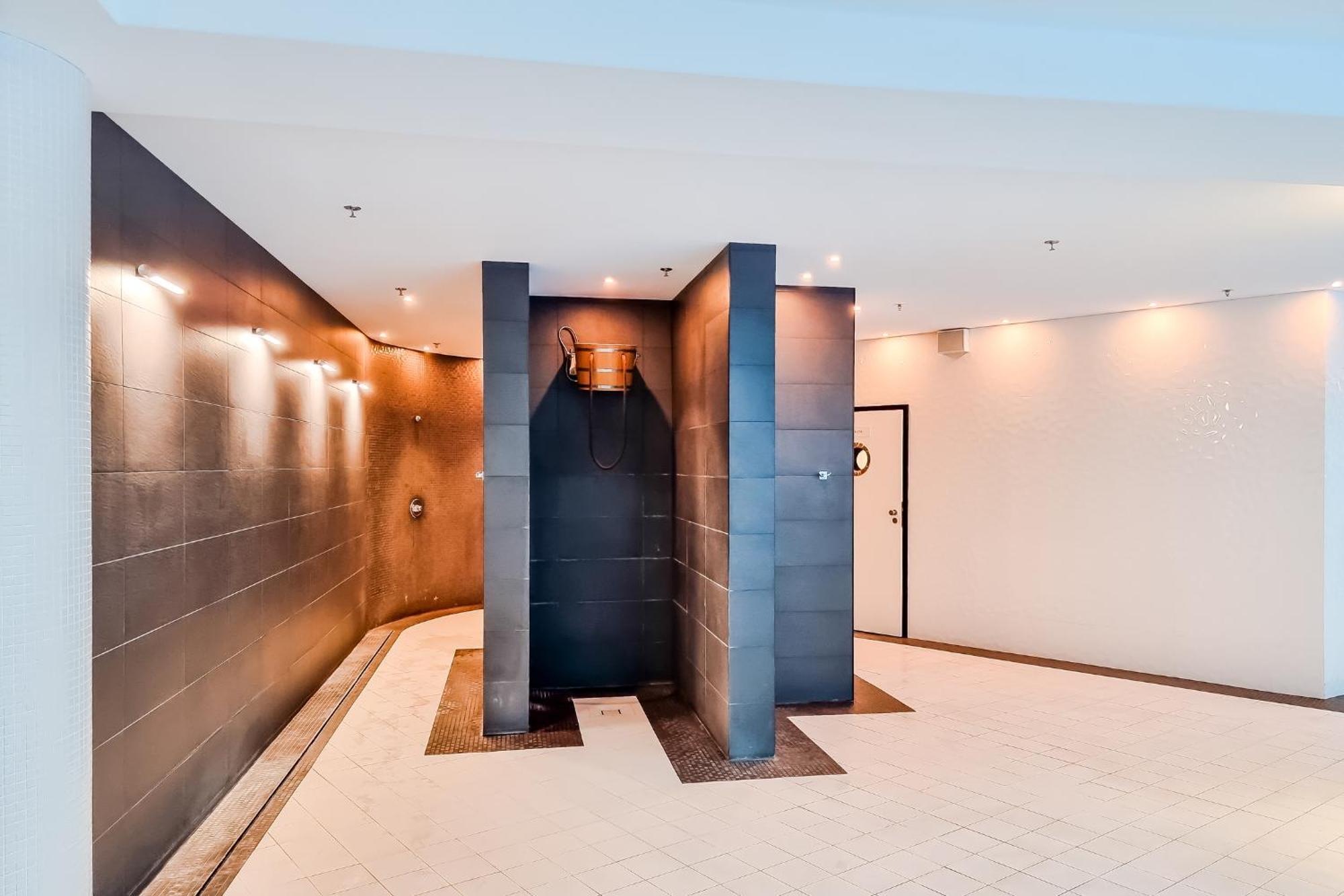 Hanza Tower Apartment No. 524 - Swimming Pool, Jacuzzi, Balcony Štetín Exteriér fotografie